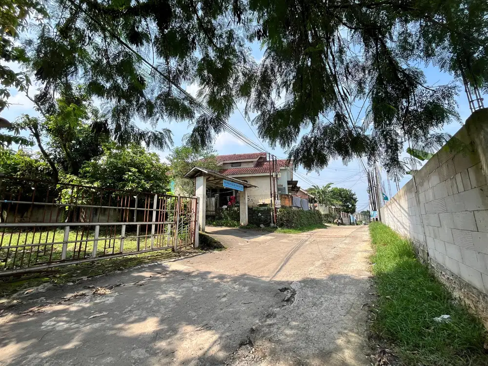 Tanah Bedahan Sawangan, 5 Menit Tugu Batu
