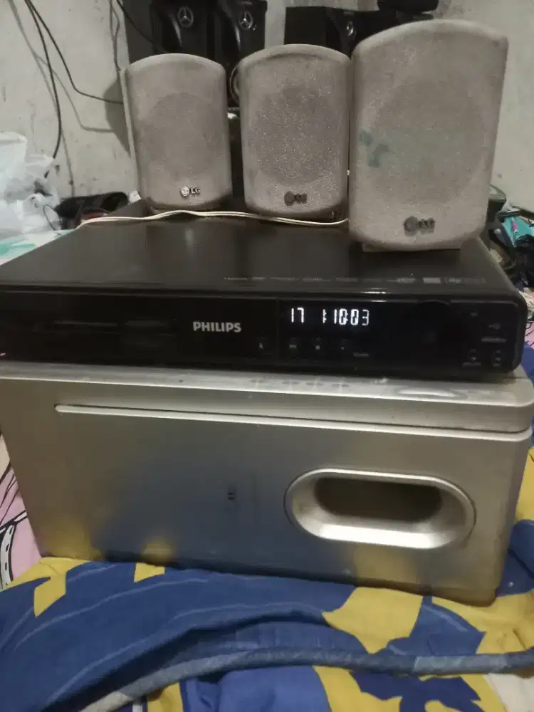 Home theater Philips bagus