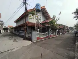 Rumah Hook Lokasi Strategis di Sukamenak Bisa Disewakan