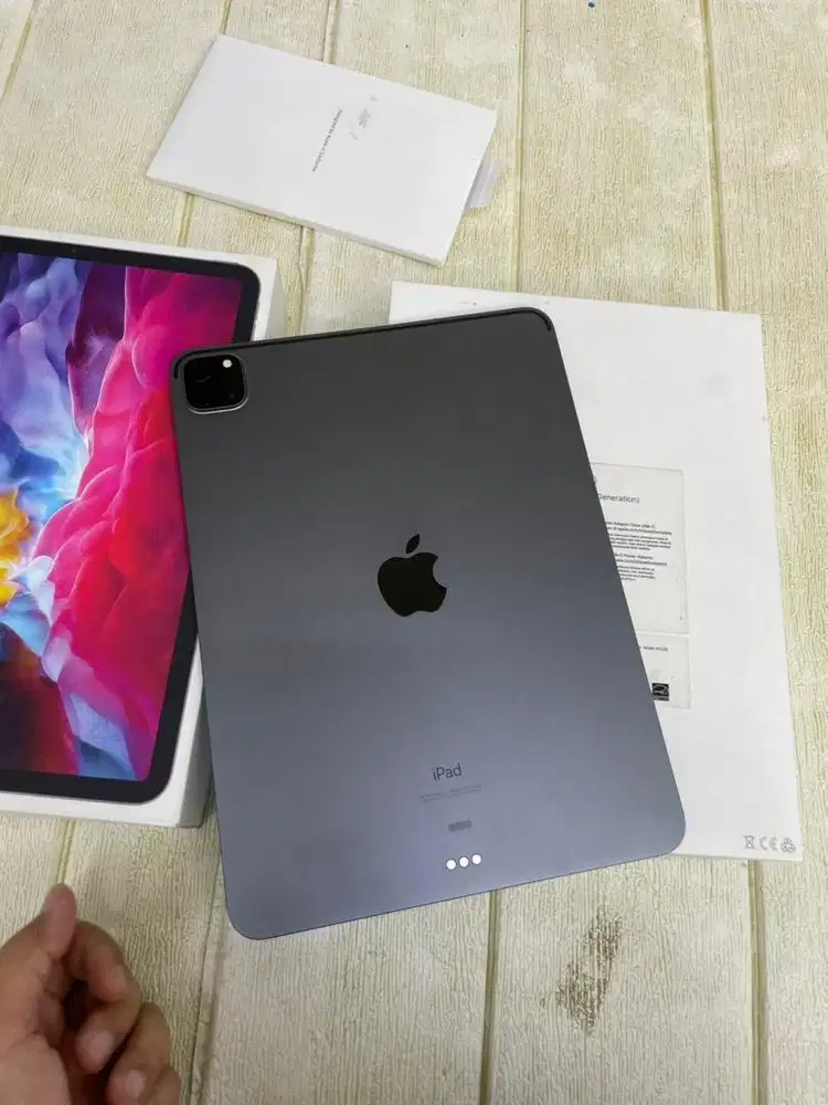 (IBOX) IPAD PRO 2020 11 256gb wifi bekas fulset original