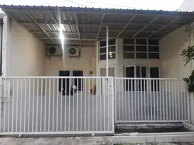Jual cepat murah rumah wiguna 1,5 lantai