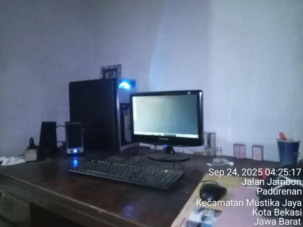 Komputer desktop Normal 8/233GB
