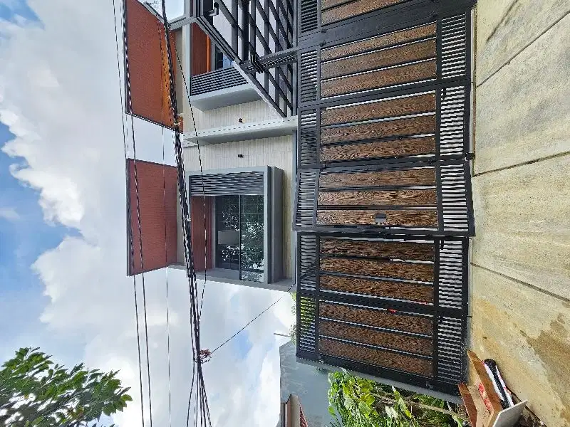 RUMAH MODERN MINIMALIS MERUYA JAKARTA BARAT