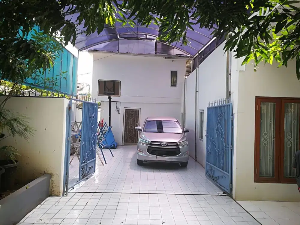 DIJUAL RUMAH TINGGAL 2 LANTAI AREA TANJUNG DUREN BARAT GROGOL