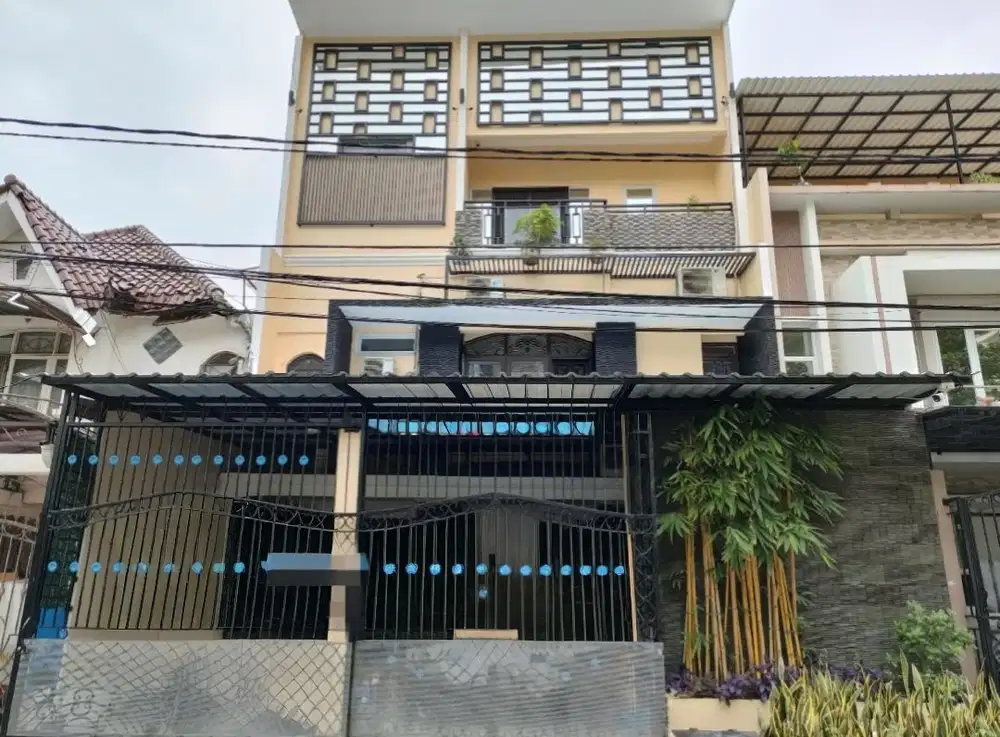 Rumah dijual lokasi strategis Kelapa Gading Barat Jakarta Utara