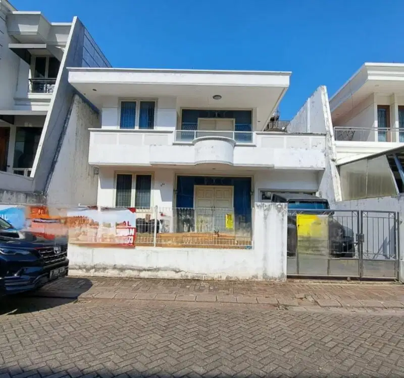 Rumah villa gading indah jalan lebar