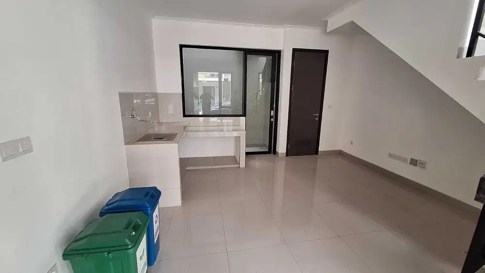 sewa rumah milenial PIK 2 extension uk 4,5x10m kosongan