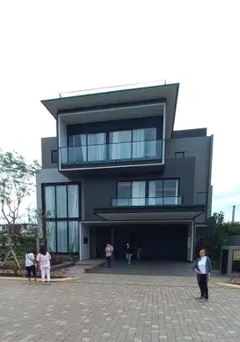 Rumah BAru LAYTON , Navapark BSD City Serpong