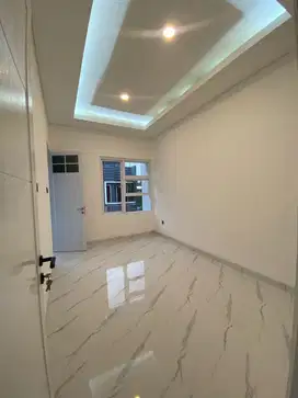 Rumah cantik brand new Metland Puri 2 lantai  3 kamar tidur