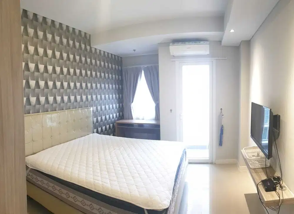 Apartemen Metro Park Studio, dekat Tol Kebon Jeruk, Kampus, Puri Indah