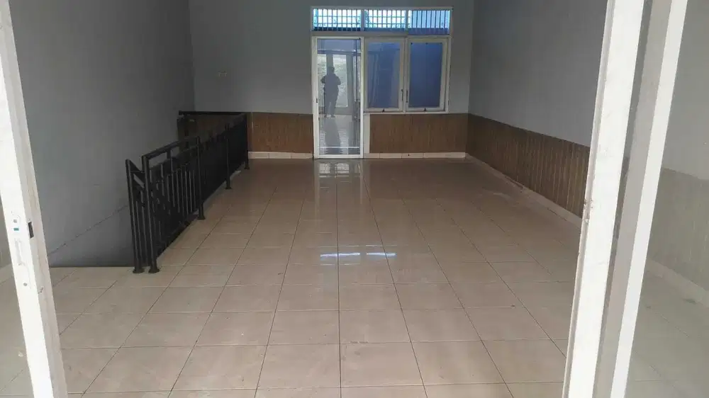 Disewakan Ruko Strategis Full Renovasi siap pakai di Permata Harapan