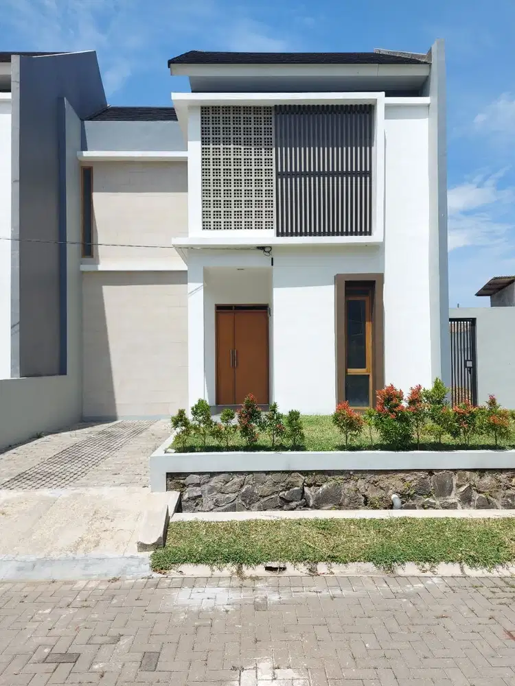 RUMAH BARU DALAM CLUSTER DI DEKAT KE GEGERKALONG CIWARUGA BANDUNG