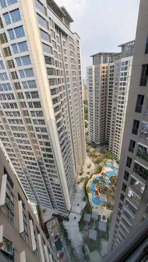 DI JUAL APARTMENT THE MANSION BOUGENVILLE TOWER GLORIA SEMI FURNISHED