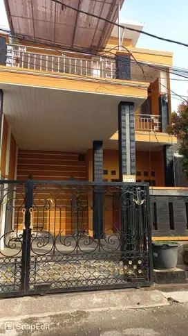 Rumah 4 Kamar Siap Huni Dekat Akses Tol Di Taman Royal 3