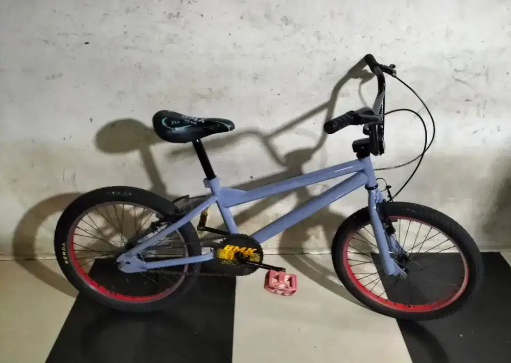 Sepeda BMX ukuran 20 normal siap untuk