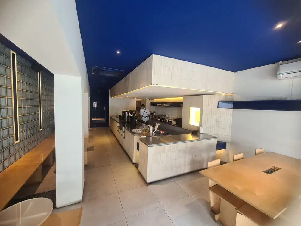 RUKO EX CAFE ARTERI PONDOK INDAH SEMI FURNISHED PARKIR LUAS DEKAT MALL