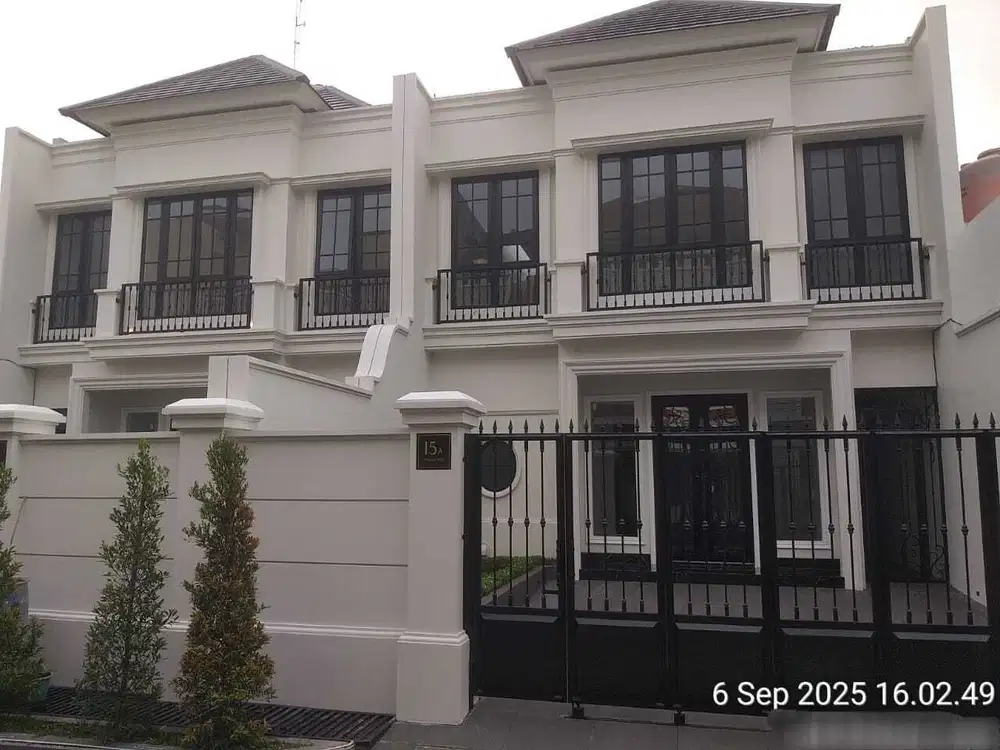 Rumah 2 Lantai Terpelihara Bagus Cemapaka Putih,Jakarta Pusat