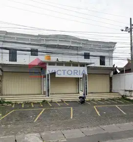 Ruko lebar 15m di Jln poros Singosari-Lawang cocok minimarket, cafe dl