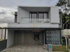 RUMAH MEWAH SIAP HUNI DEKAT SLEMAN CITY HALL