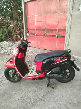 BU scoopy 2018 plat w gersik kondisi sgt bagus siap pakai