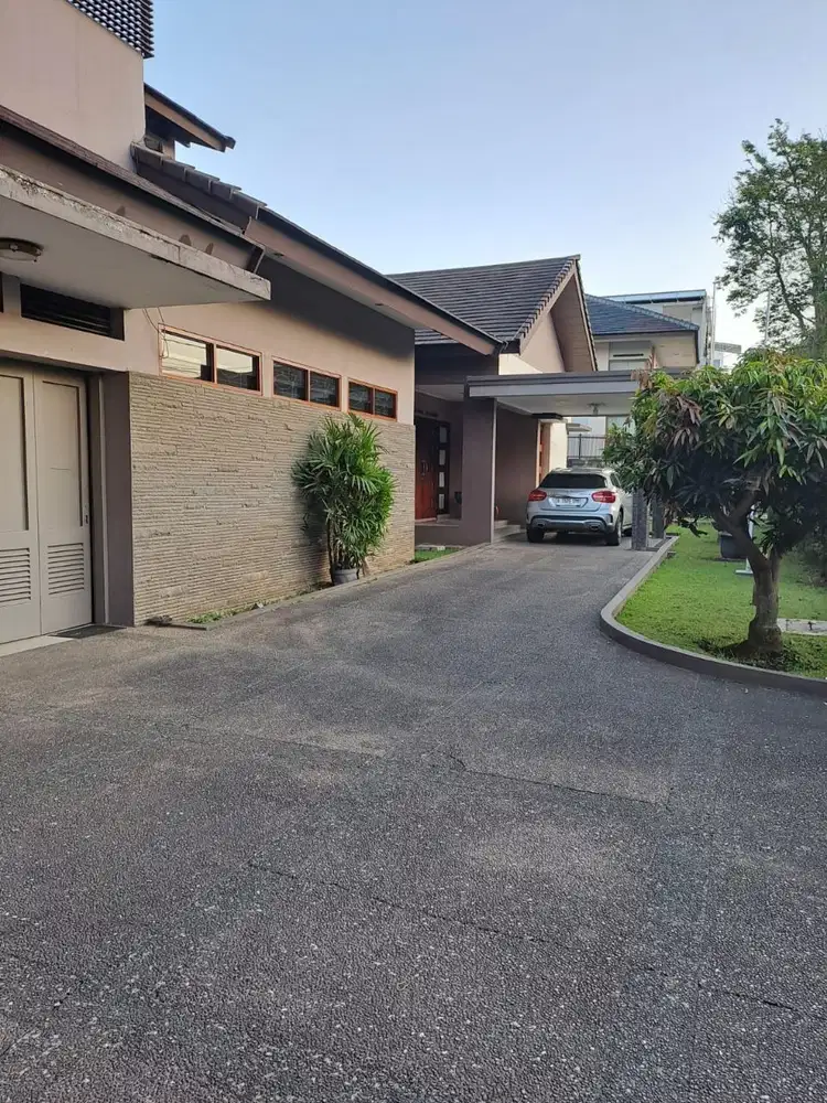 Dijual Cepat TerMurah Rumah LUX Di Sayap Mainroad Tubagus Ismail Dago