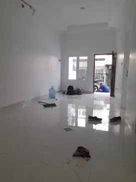 Janur Kuning Residence 3 kamar 102m2 bebas banjir 3 lantai klp gading