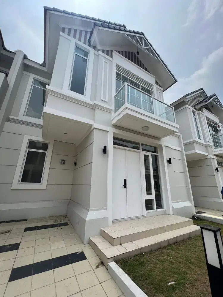 Rumah 2 Lantai Siap Huni di Cluster Grandura Lavon Swan City Tangerang