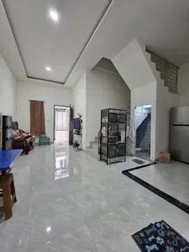 Dijual Villa Inti Kota Eastcotts Residence