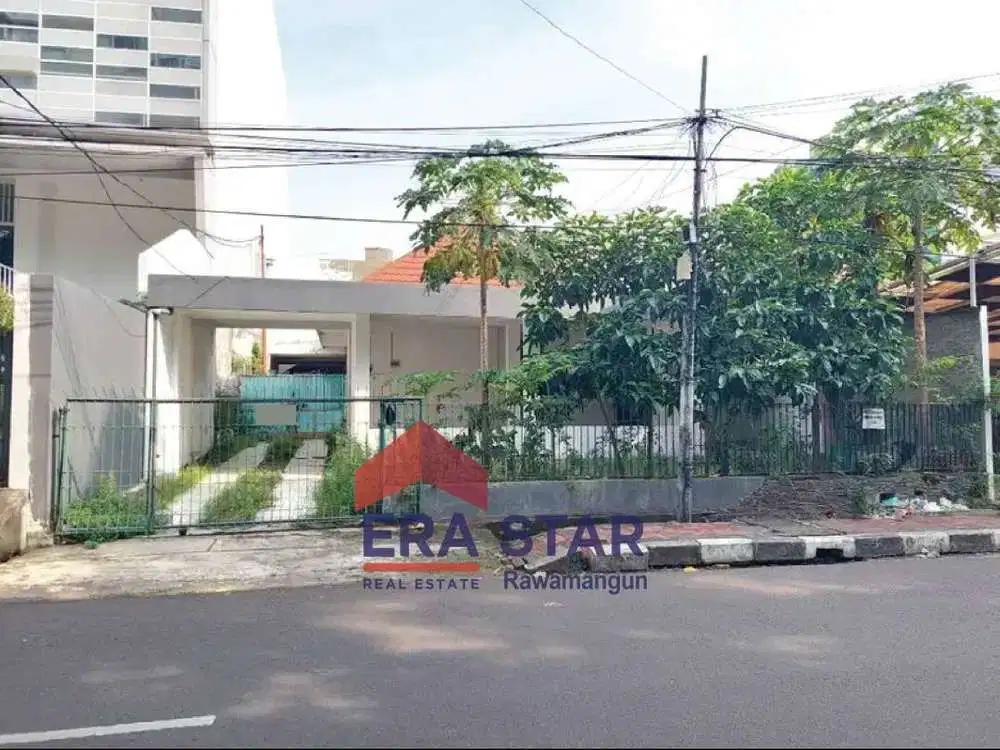 Rumah cocok untuk usaha dan kantor di kawasan bisnis Kuningan Jaksel
