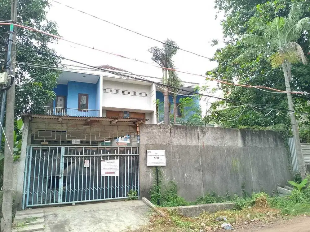Rumah Lama di Jl E Ujung Kebon Jeruk Jakarta Barat