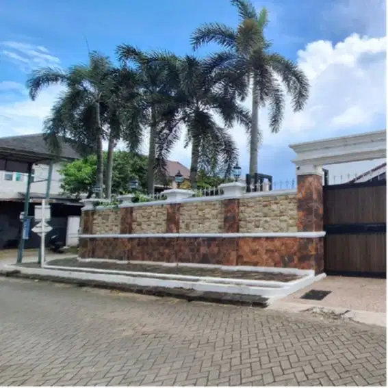 RUMAH HOEK OLD MONEY VILLA SERPONG, BSD