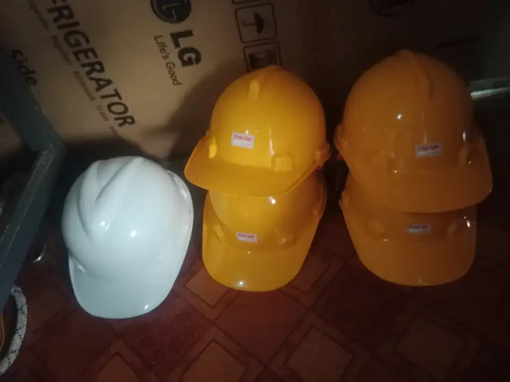 Helm untuk Proyek