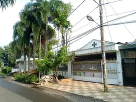 Rumah Lama di Jl Nusa Indah Bintaro Tangerang Selatan