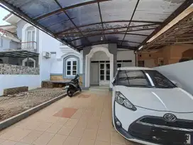 Disewakan rumah 2 lantai murah siap huni nusa loka bad