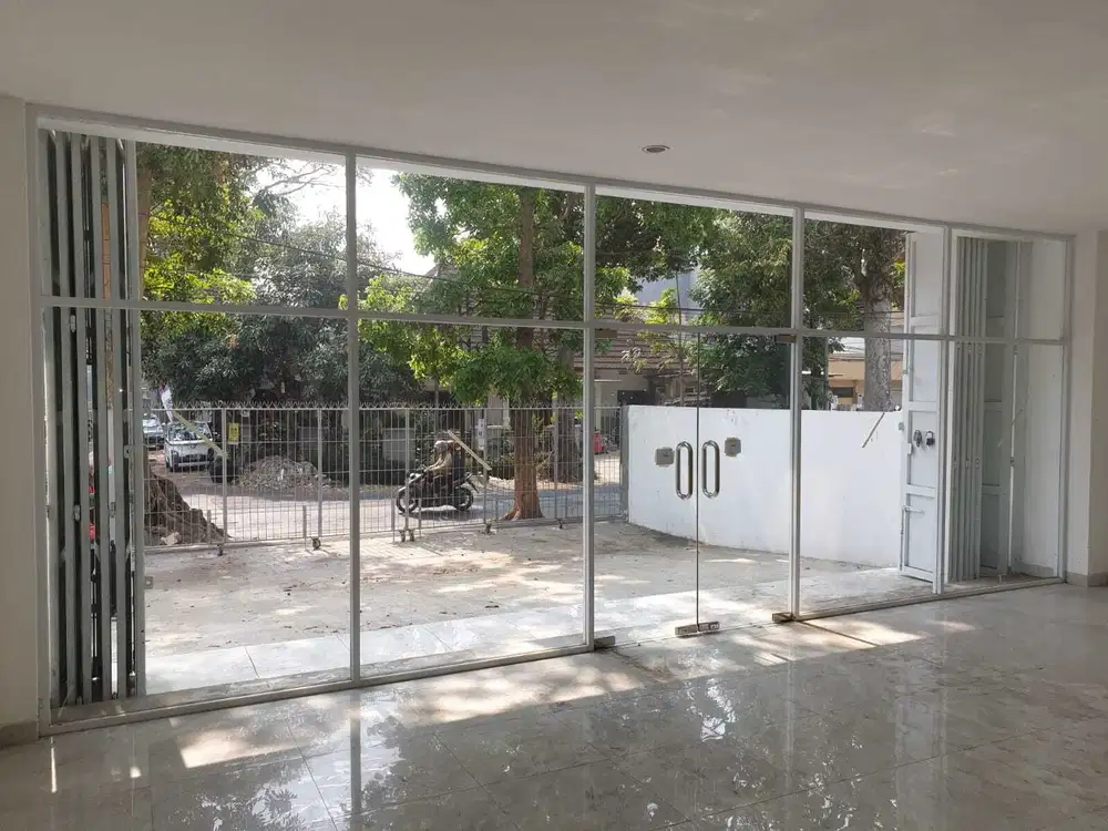 Disewakan Ruko Baru 2,5 Lantai di Jl. Gandapura, Bandung