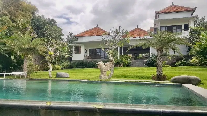 Villa With Ricefield View in Canggu Pererenan
