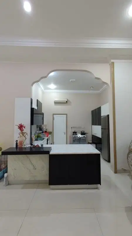 Di jual cepat rumah mewah di PIK