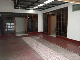 Disewakan Ex Rumah Makan Strategis Di Sayap Pelajar Pejuang