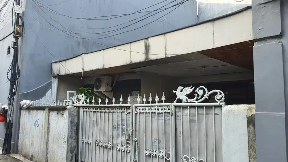 Lokasi Strategis Dekat Pasar Kopro, Rumah Tanjung Duren Jakarta Barat