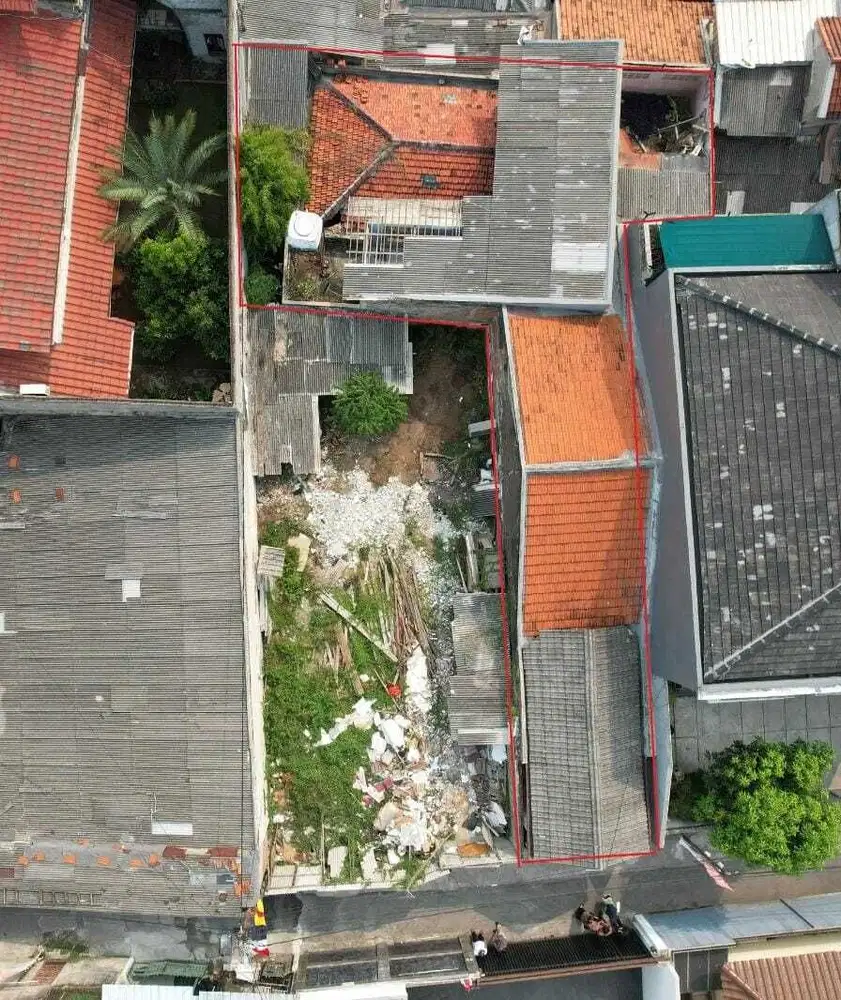 Rumah Tua LT 208m²  di Jl P.I Kebon Jeruk Jakarta Barat