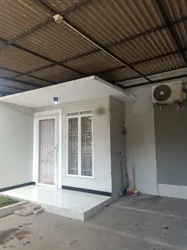 Disewakan Rumah Siap Huni Full Furnished di Taman Holis Indah