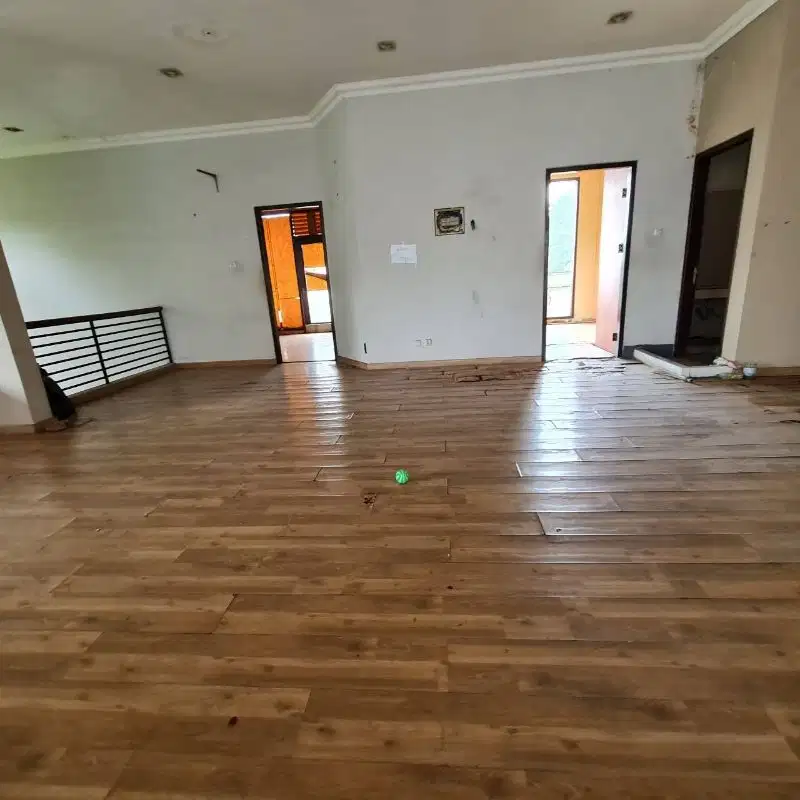 DIJUAL RUMAH PONDOK INDAH JL DEPLU PINGGIR JALAN  RAYA l