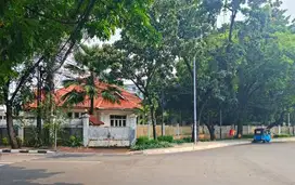 Rumah di Teuku Umar Menteng jakpus