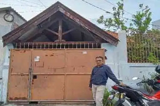 RUMAH DI JALAN KAPAS GADING MADYA V NO 23, GADING, TAMBAKSARI SURABAYA