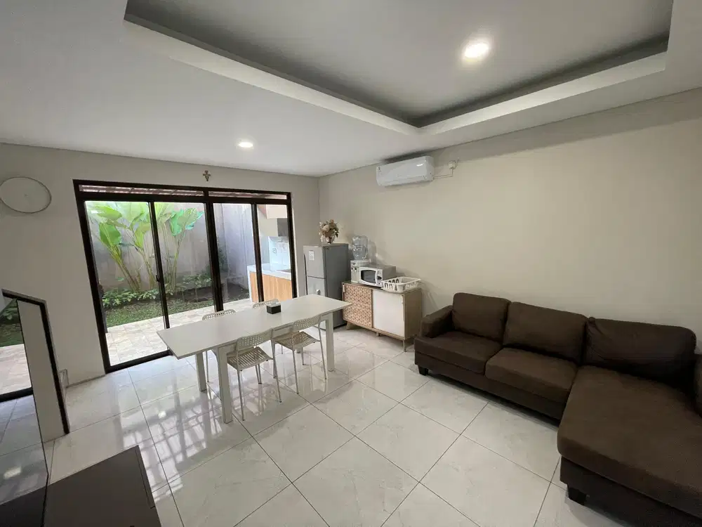 Disewakan Rumah Full Furnish di KBP, Jl. Simajati