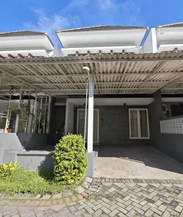 Dijual Rumah Murah Dua Lantai di Wisata Semanggi - Surabaya