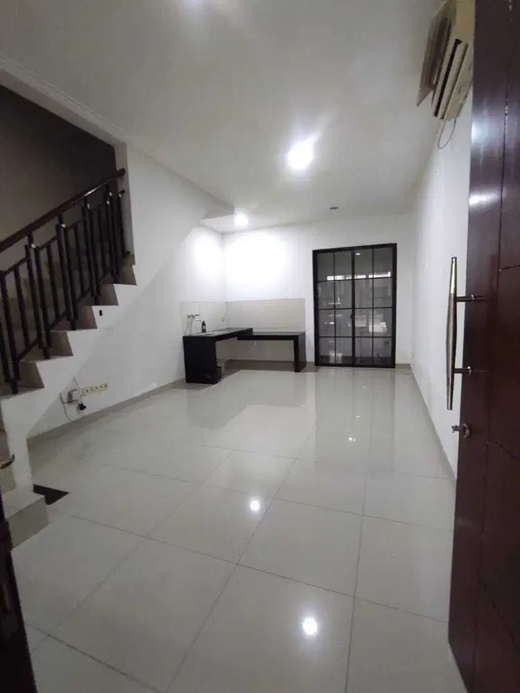 DIJUAL CEPAT!!! Green Lake City - Cluster East Asia (4x12)