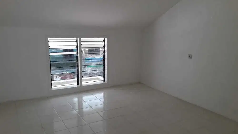 Dijual Rumah 2,5 Lantai Di Area Pasar Baru Jakarta Pusat