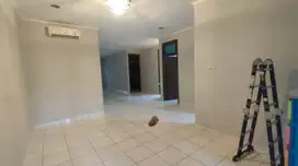 Rumah Bisa Utk Usaha di Jln Raya Villa Melati Mas Serpong Tangerang