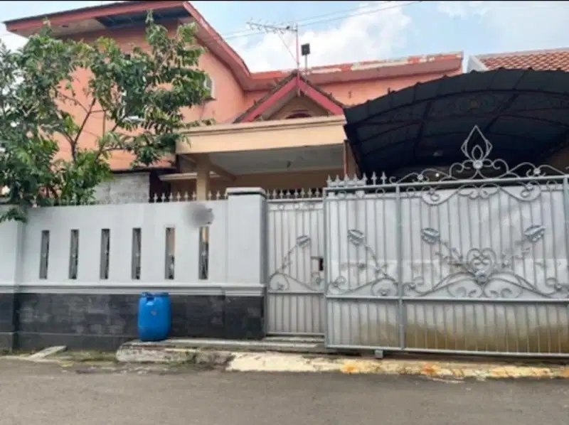 Dijual Rumah Hook 2 lantai 4 kamar di Vila Dago, Pamulang, Tangsel